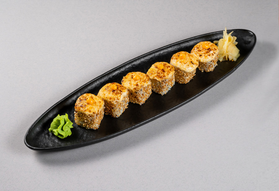 Запеченный ролл с тунцом